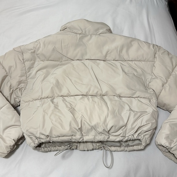H&M Cream Puffer Jacket (size XS) - Picture 3 of 5